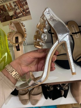 Chaussures femme sandales bijoux argent talon haut taille 37