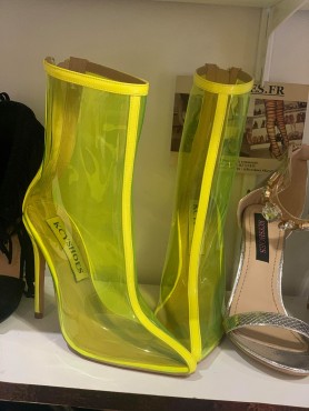 Accueil Bottines jaune plexis neon taille 36 -- HouseOfPeople.fr